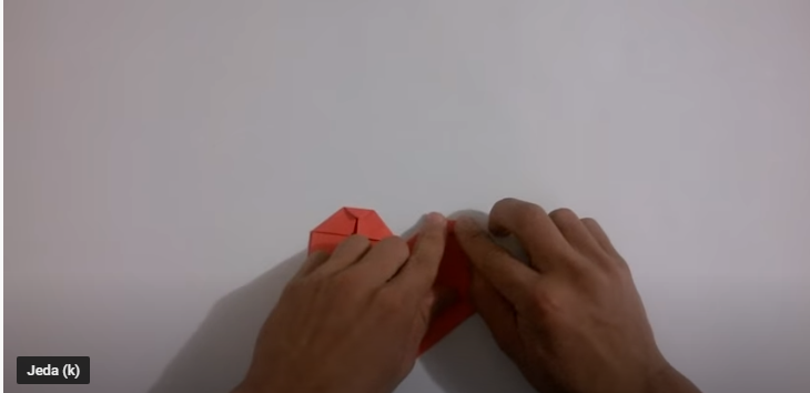Cara membuat kertas origami hati